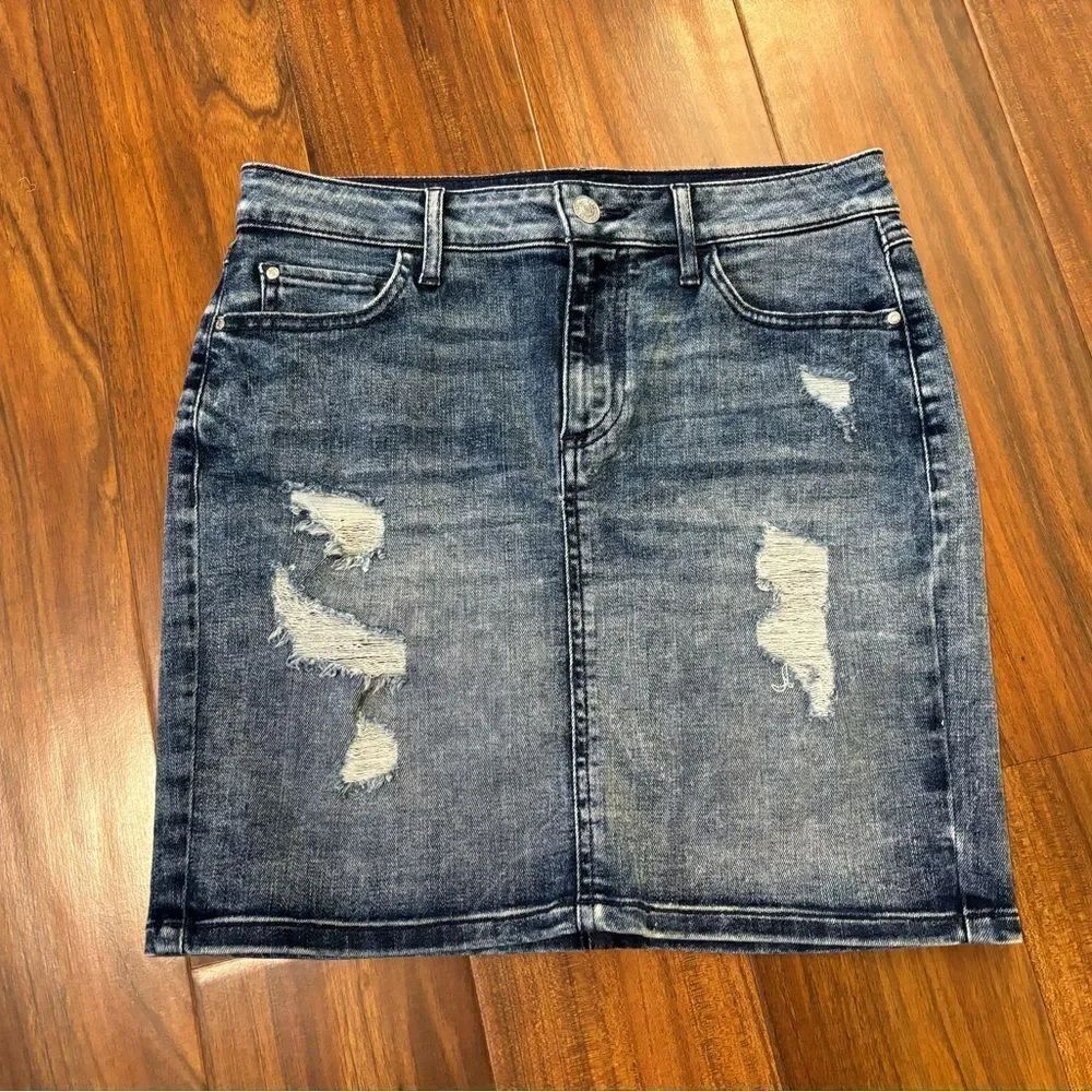 Guess denim ripped skirt